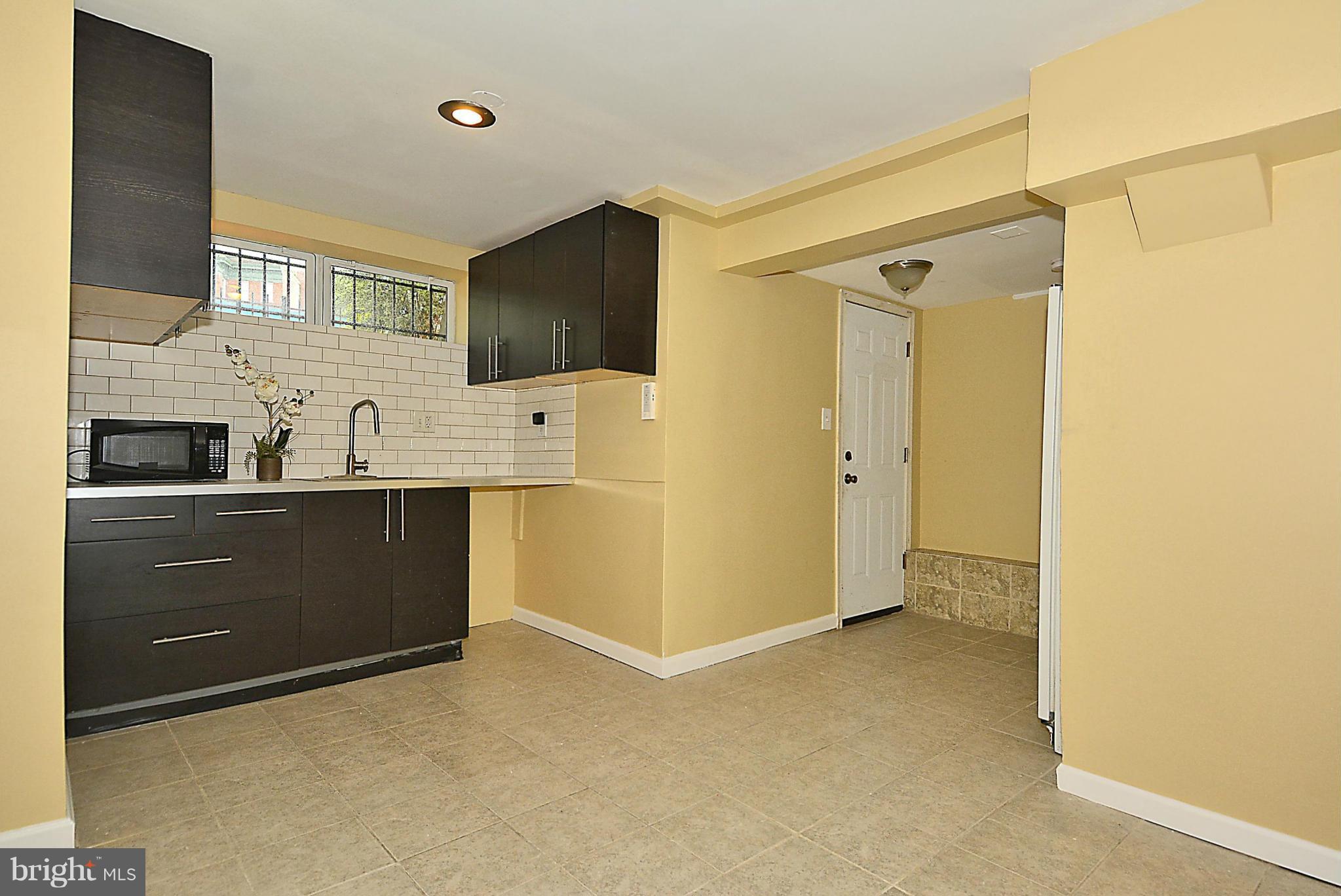 34 Q Street Northwest, Unit 1 Washington, DC 20001 - Photo 20 of 30 Interior (General)