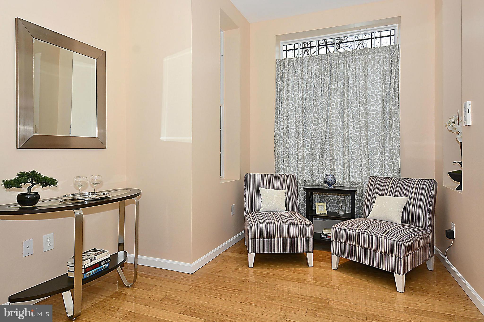 34 Q Street Northwest, Unit 1 Washington, DC 20001 - Photo 3 of 30 Living Room