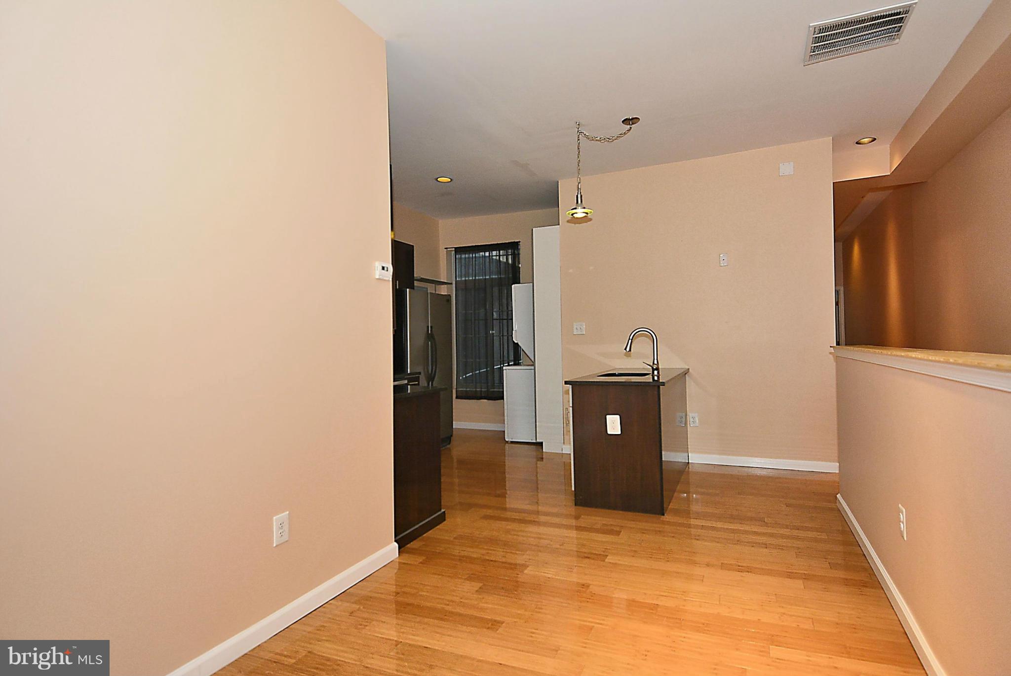 34 Q Street Northwest, Unit 1 Washington, DC 20001 - Photo 8 of 30 Dining Room