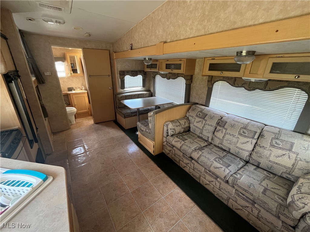 71330 Old Twenty One Road Kimbolton, OH 43749 - Photo 41 of 49
