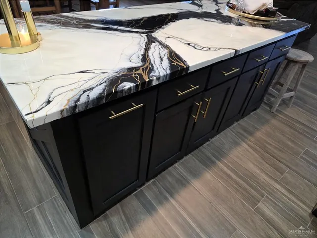 a close view of sink and tap