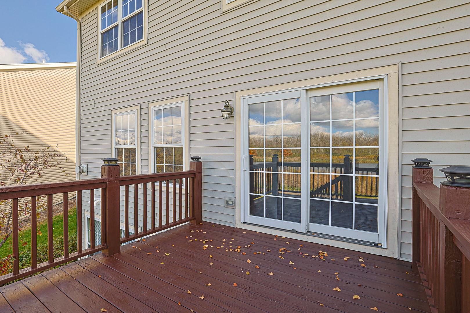 1242 Prairie View Parkway Cary, IL 60013 - Photo 30 of 36 a view of a deck with wooden floor and fence
