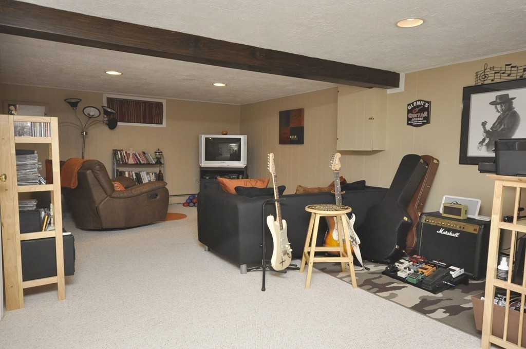 10 Bayberry Road Danvers, MA 01923 - Photo 21 of 30 Gallery Image 21