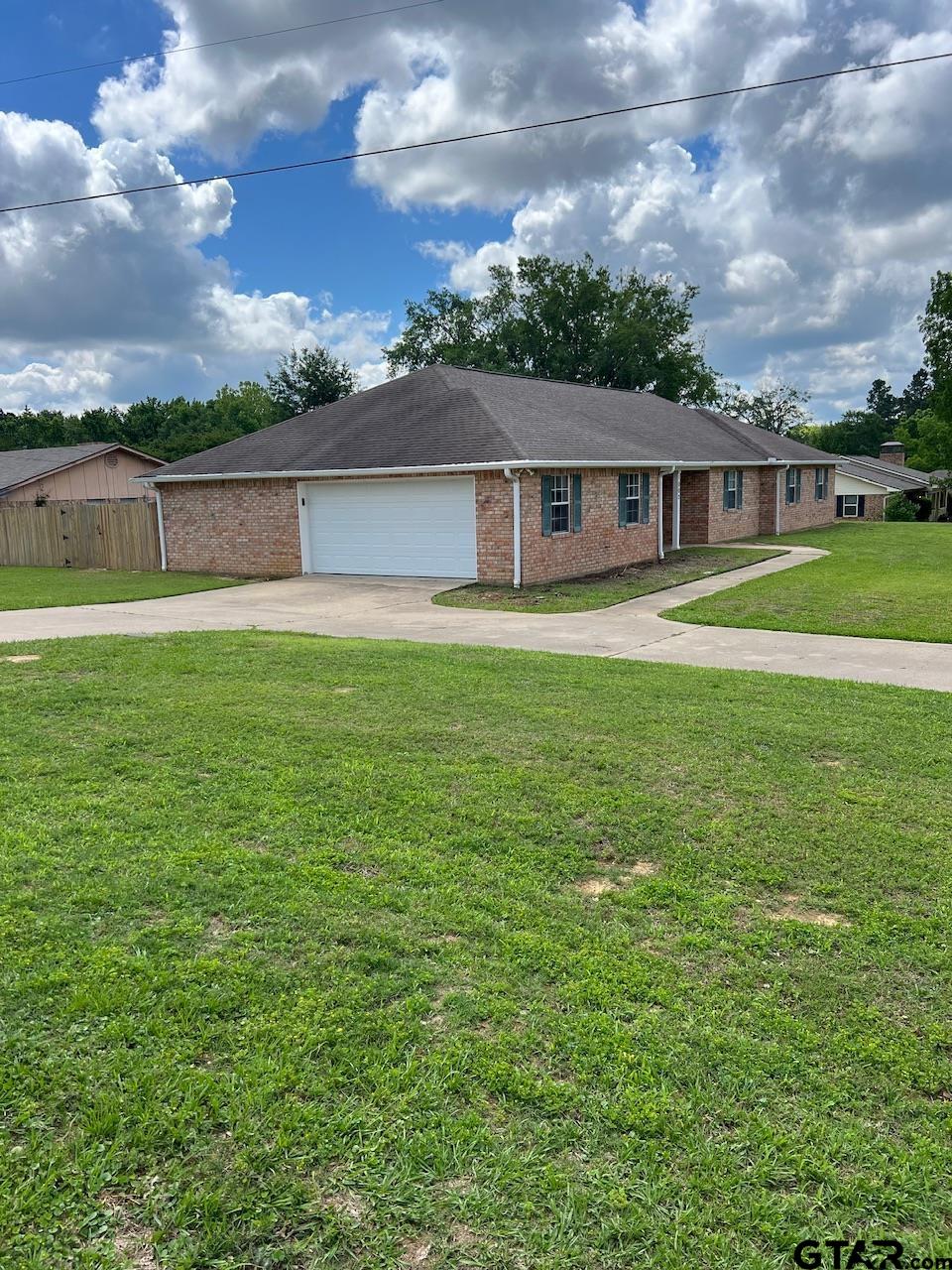 1002 South Boyd Street Lindale, TX 75771 - Photo 12 of 41