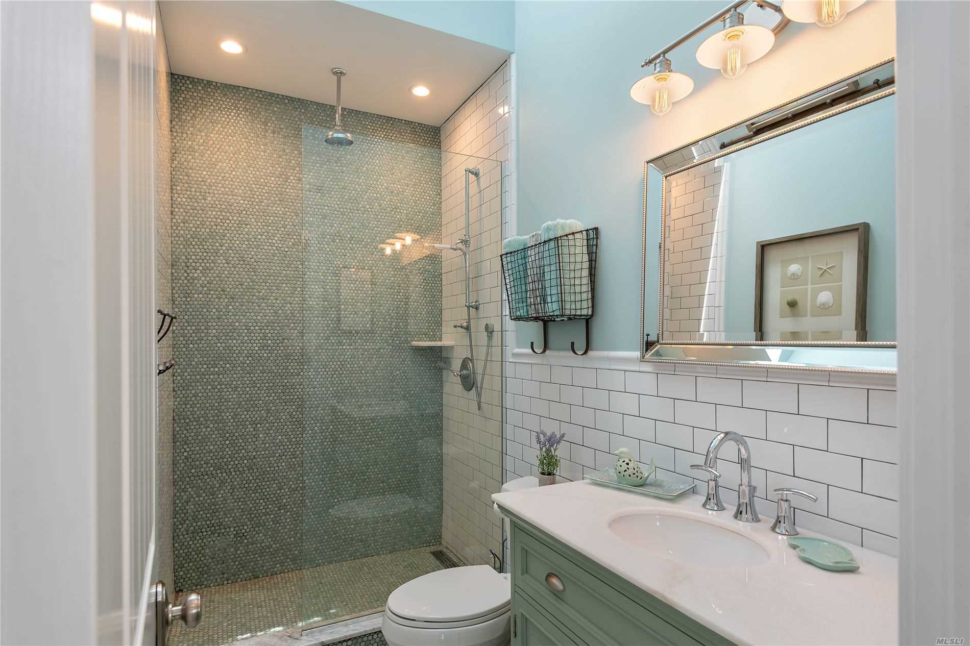 325 Wells Road Peconic, NY 11958 - Photo 13 of 20 Guest Bath