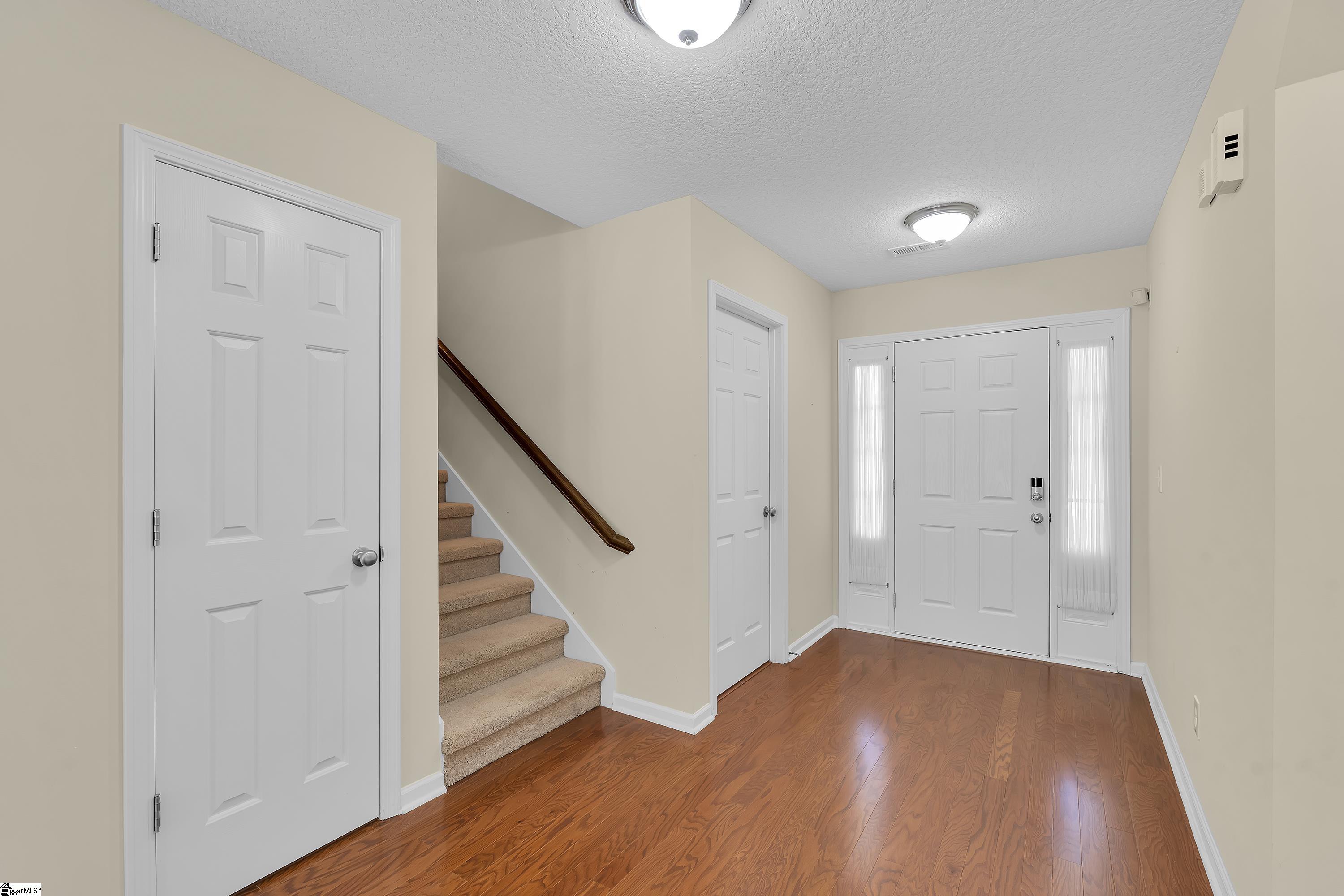 126 Sprouse Farm Way Fountain Inn, SC 29644 - Photo 4 of 33 Gallery Image 4
