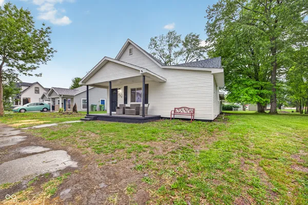 $224,900 | 722 North Main Street, Sullivan, IN 47882