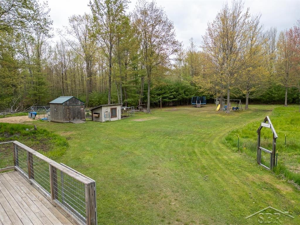 5332 North Alamando Road Coleman, MI 48618 - Photo 12 of 48