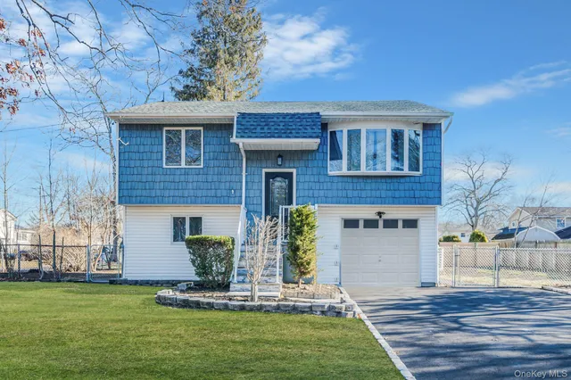 $649,000 | 204 Grove Street, Port Jefferson Station, NY 11776