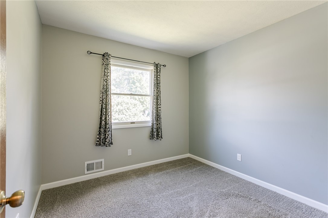 22 Marlands Road Gates, NY 14624 - Photo 26 of 35