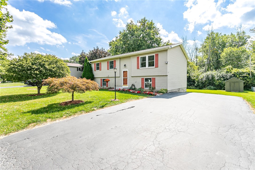 22 Marlands Road Gates, NY 14624 - Photo 4 of 35