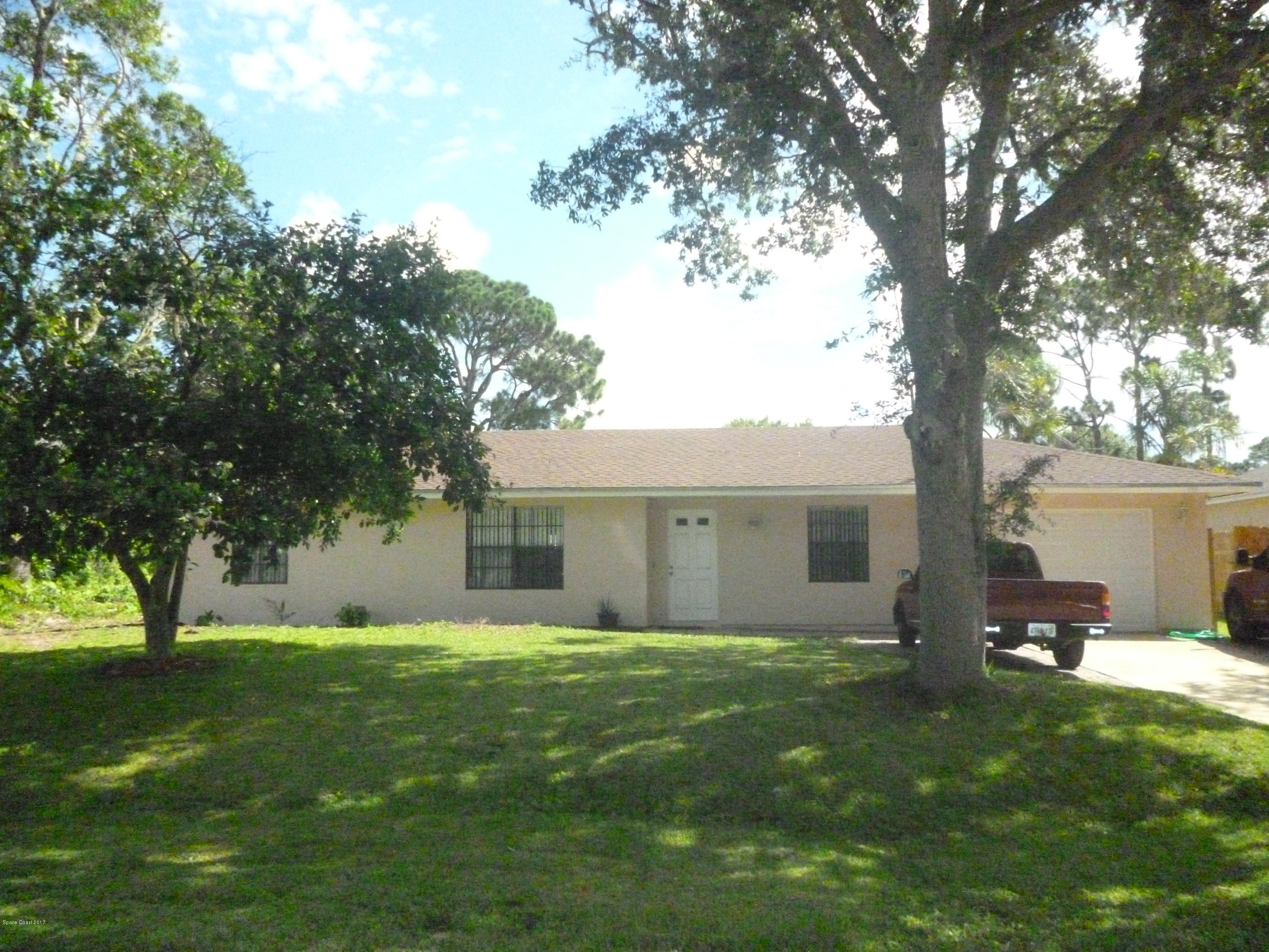 1239 Packer Road Southeast Palm Bay, FL 32909 - Photo 1 of 20 P1020143