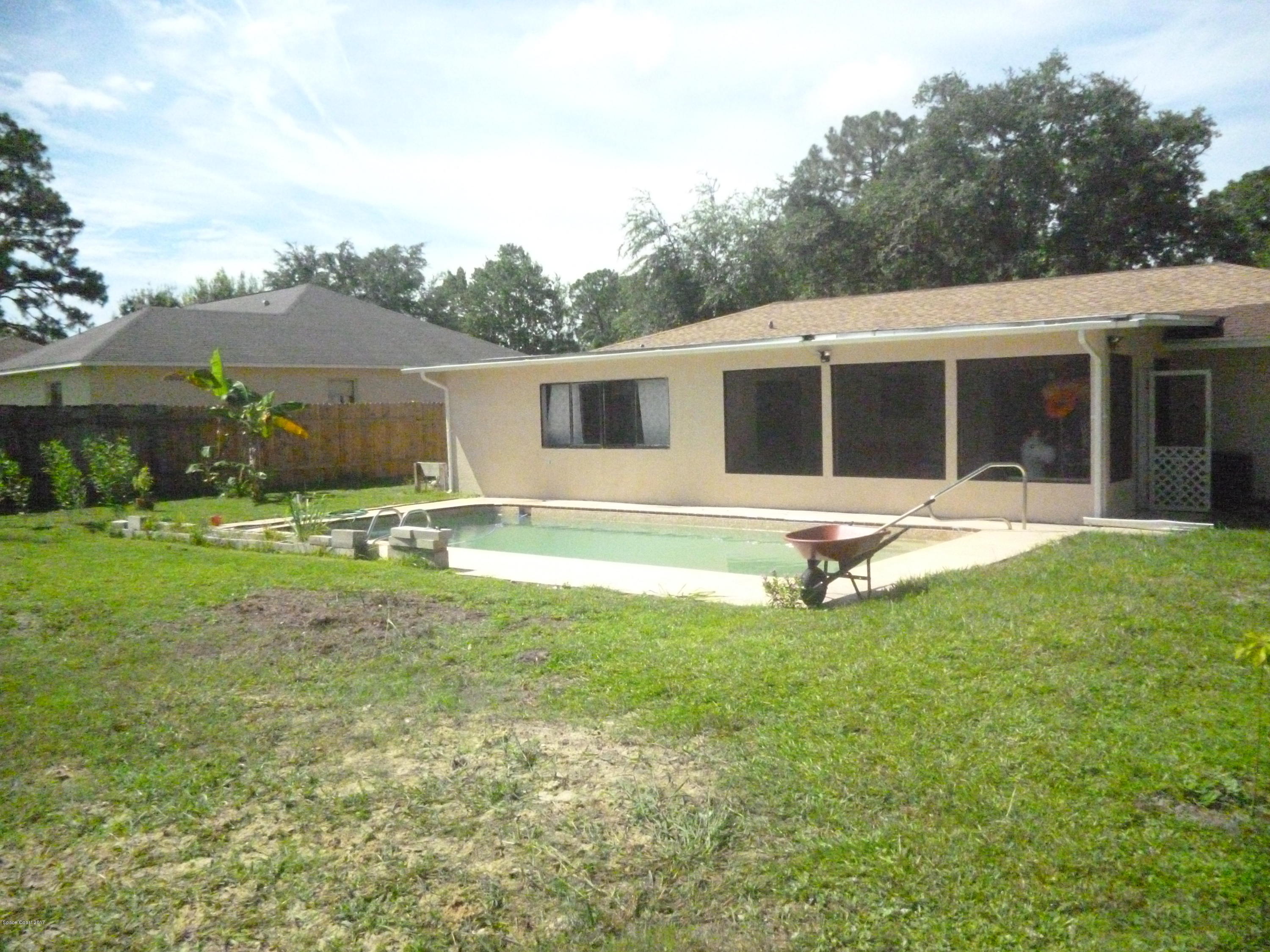 1239 Packer Road Southeast Palm Bay, FL 32909 - Photo 11 of 20 P1020153
