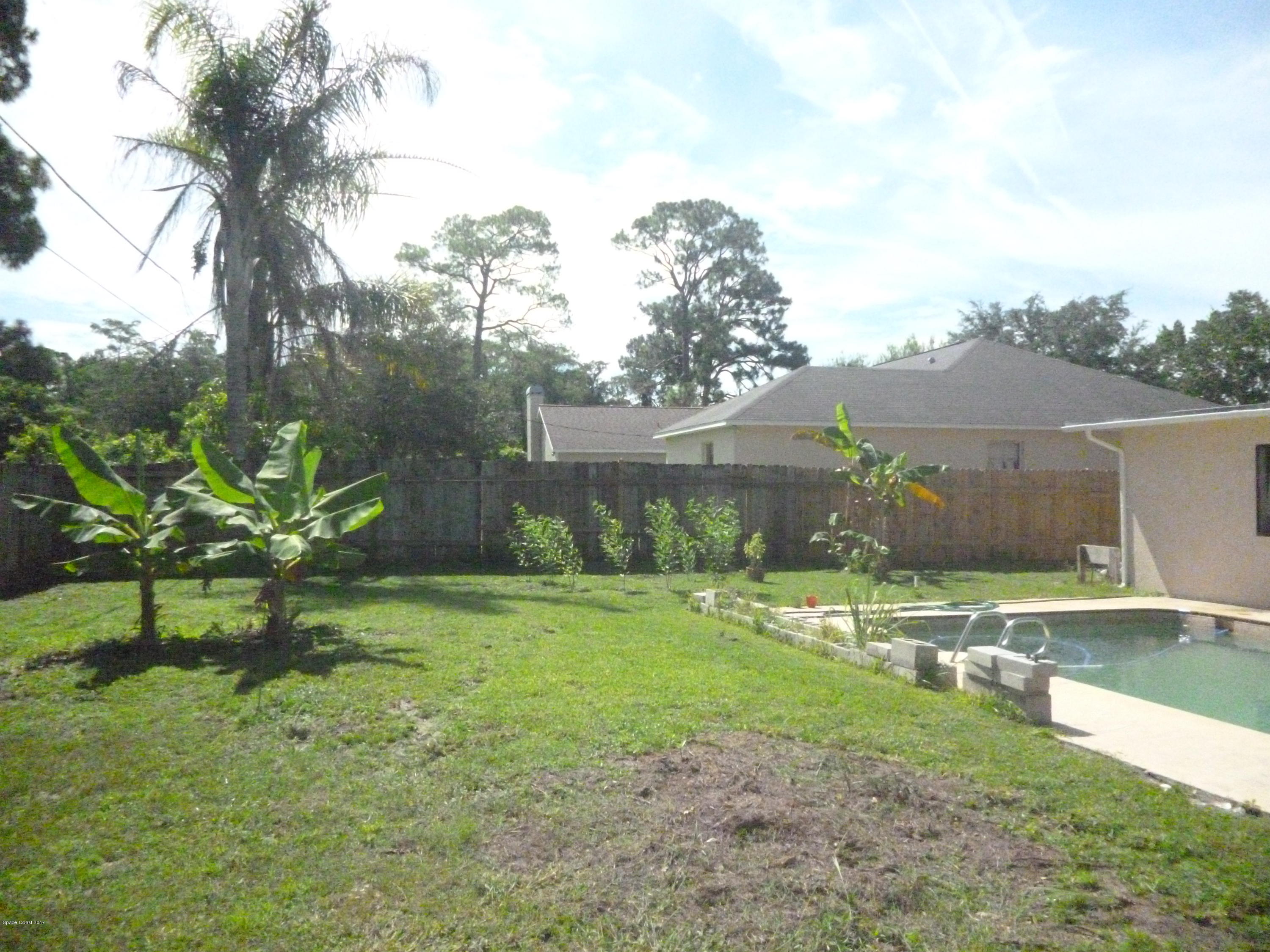 1239 Packer Road Southeast Palm Bay, FL 32909 - Photo 12 of 20 P1020154