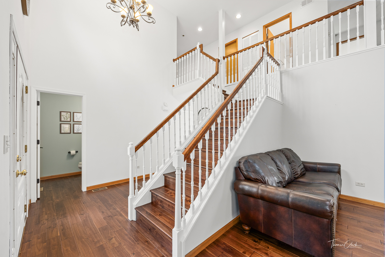 520 Apache Trail Lake Villa, IL 60046 - Photo 3 of 51