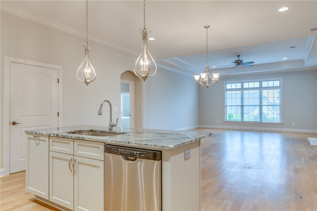 2813 Spring Lakes Crossing Opelika, AL 36801 - Photo 9 of 46 Gallery Image 9