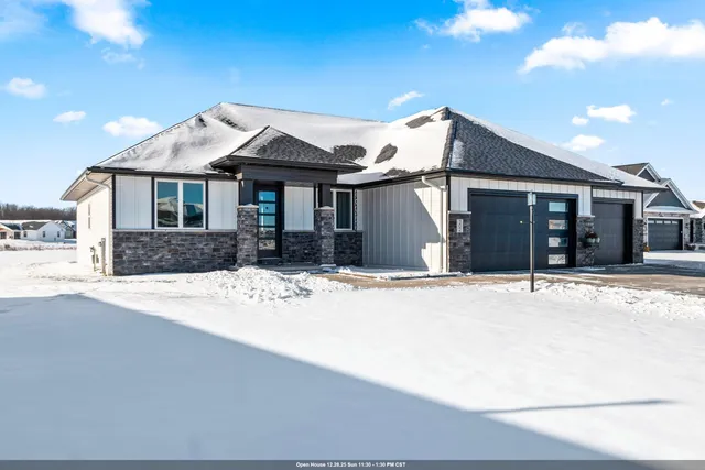 $650,000 | 302 Kerrigan Drive, Wrightstown, WI 54180