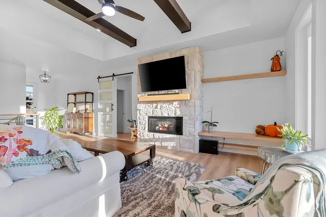 $685,000 | 302 Kerrigan Drive, Wrightstown, WI 54180