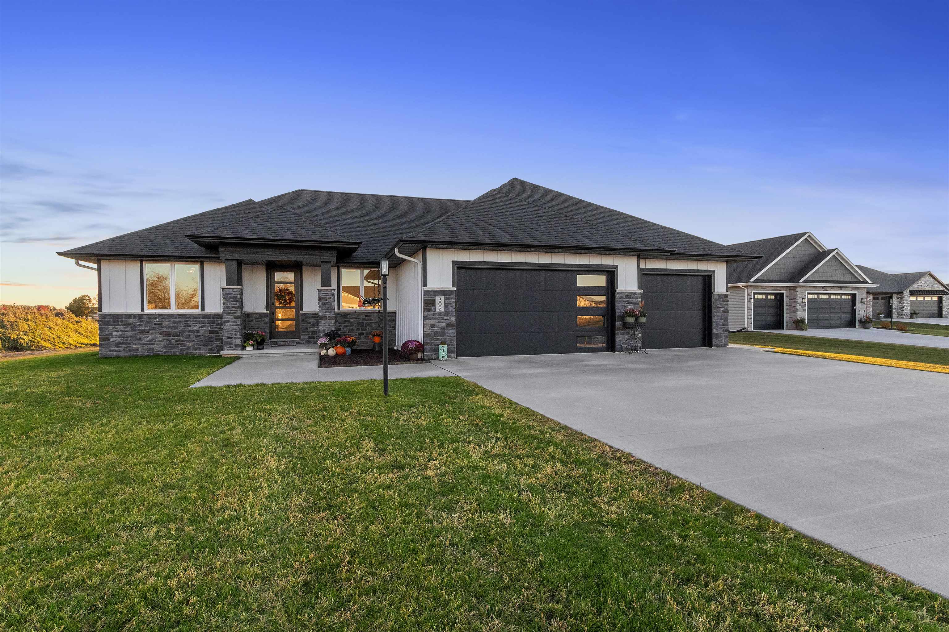 302 Kerrigan Drive Wrightstown, WI 54180 - Photo 37 of 90