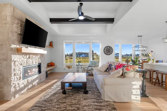 $650,000 | 302 Kerrigan Drive, Wrightstown, WI 54180