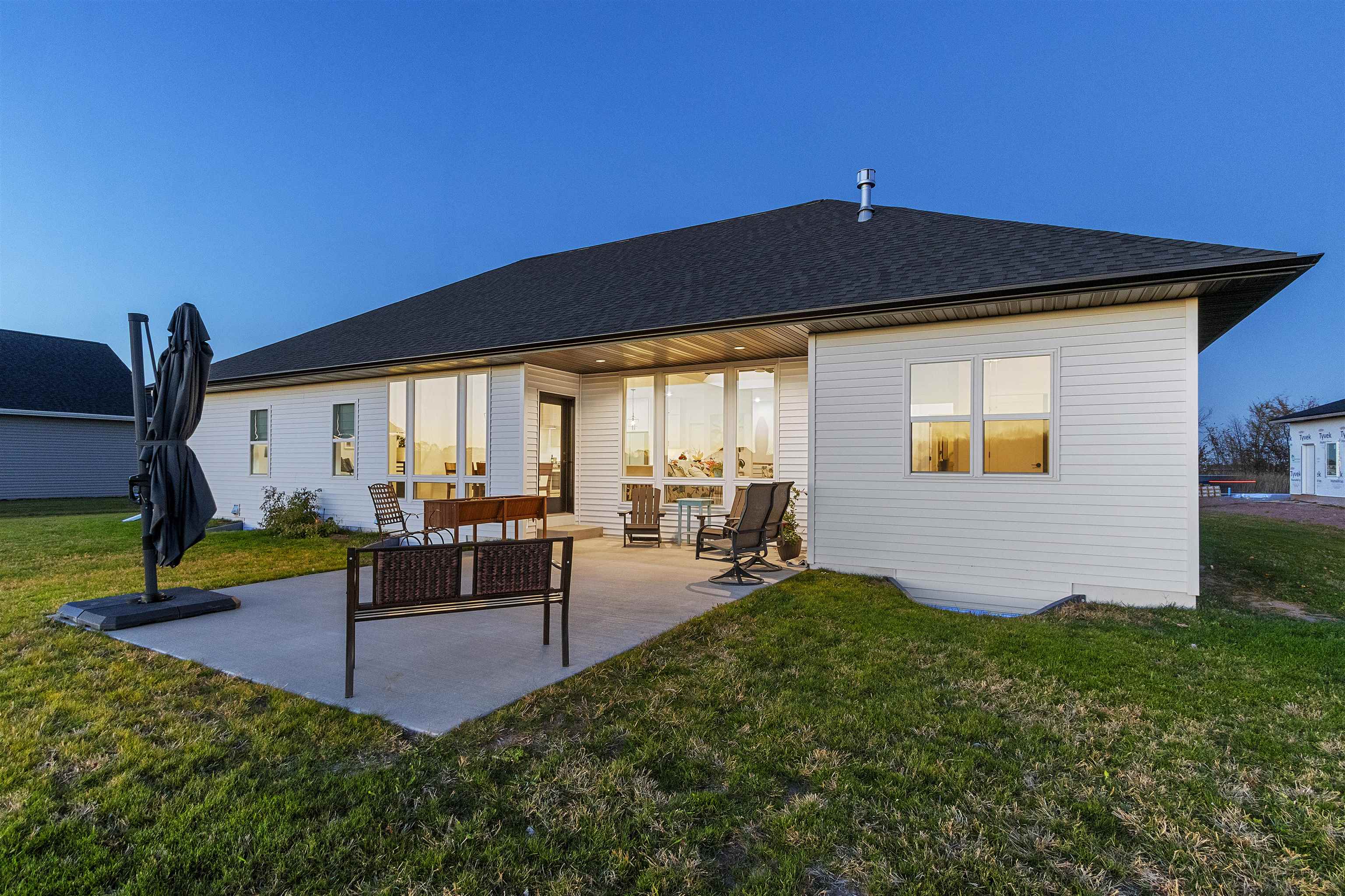 302 Kerrigan Drive Wrightstown, WI 54180 - Photo 45 of 90