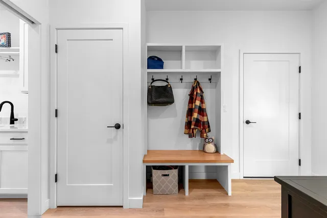 $685,000 | 302 Kerrigan Drive, Wrightstown, WI 54180