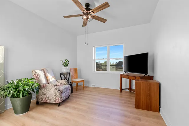 $685,000 | 302 Kerrigan Drive, Wrightstown, WI 54180