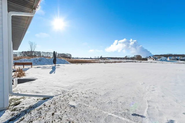 $650,000 | 302 Kerrigan Drive, Wrightstown, WI 54180