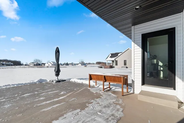 $650,000 | 302 Kerrigan Drive, Wrightstown, WI 54180