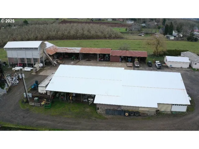 $2,490,000 | 45868 Northwest Hillside Road, Forest Grove, OR 97116