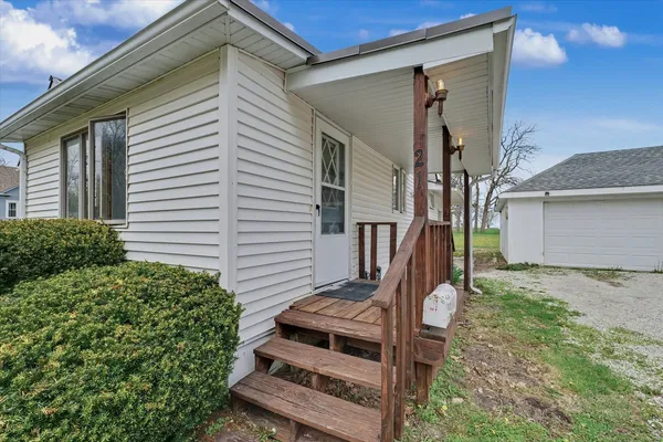 $115,000 | 21 Linn Street, Piper City, IL 60959
