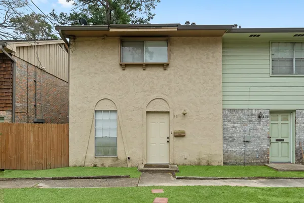 $1,100,000 | 407 West Semands Street, Conroe, TX 77301