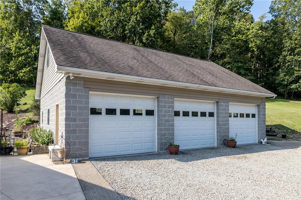 210 Mohr Road Carmichaels, PA 15320 - Photo 5 of 25 Gallery Image 5