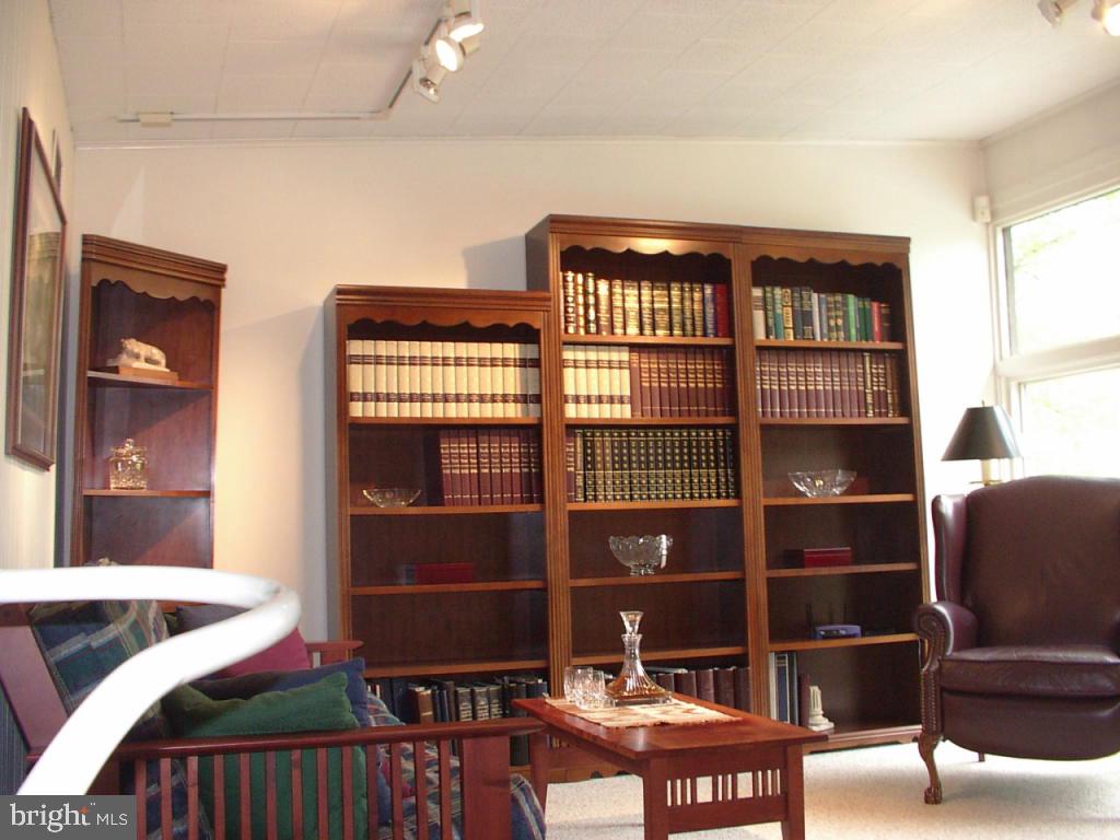 140 Woodside Road Lancaster, PA 17601 - Photo 15 of 21 Gallery Image 15