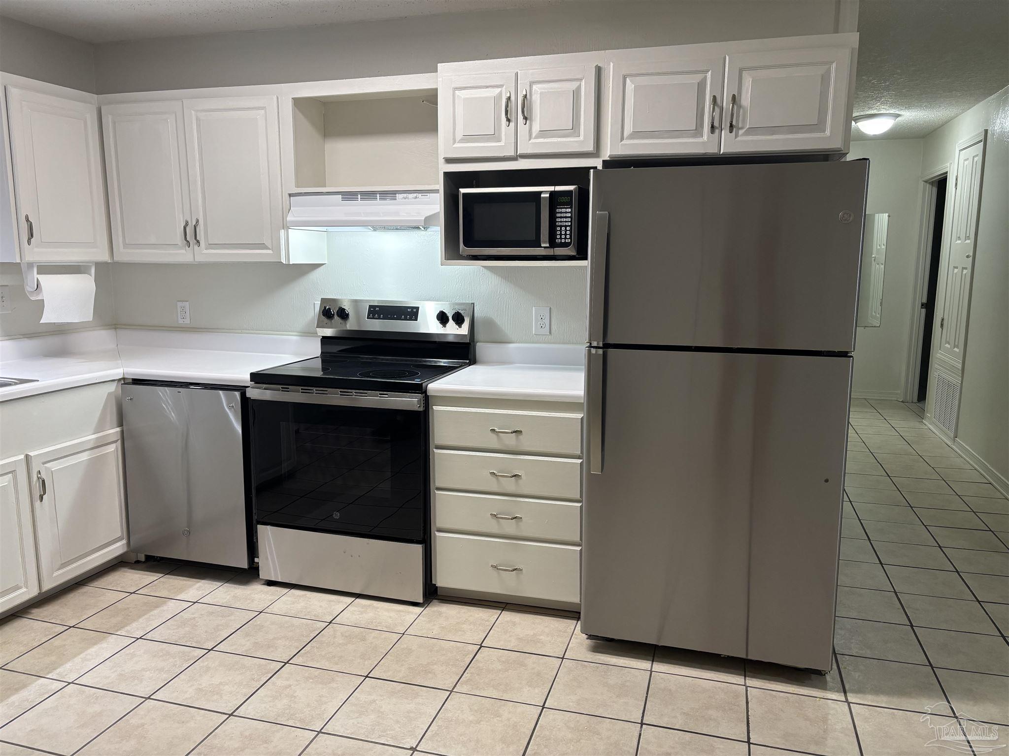 3525 Robinson Point Road Milton, FL 32583 - Photo 12 of 27