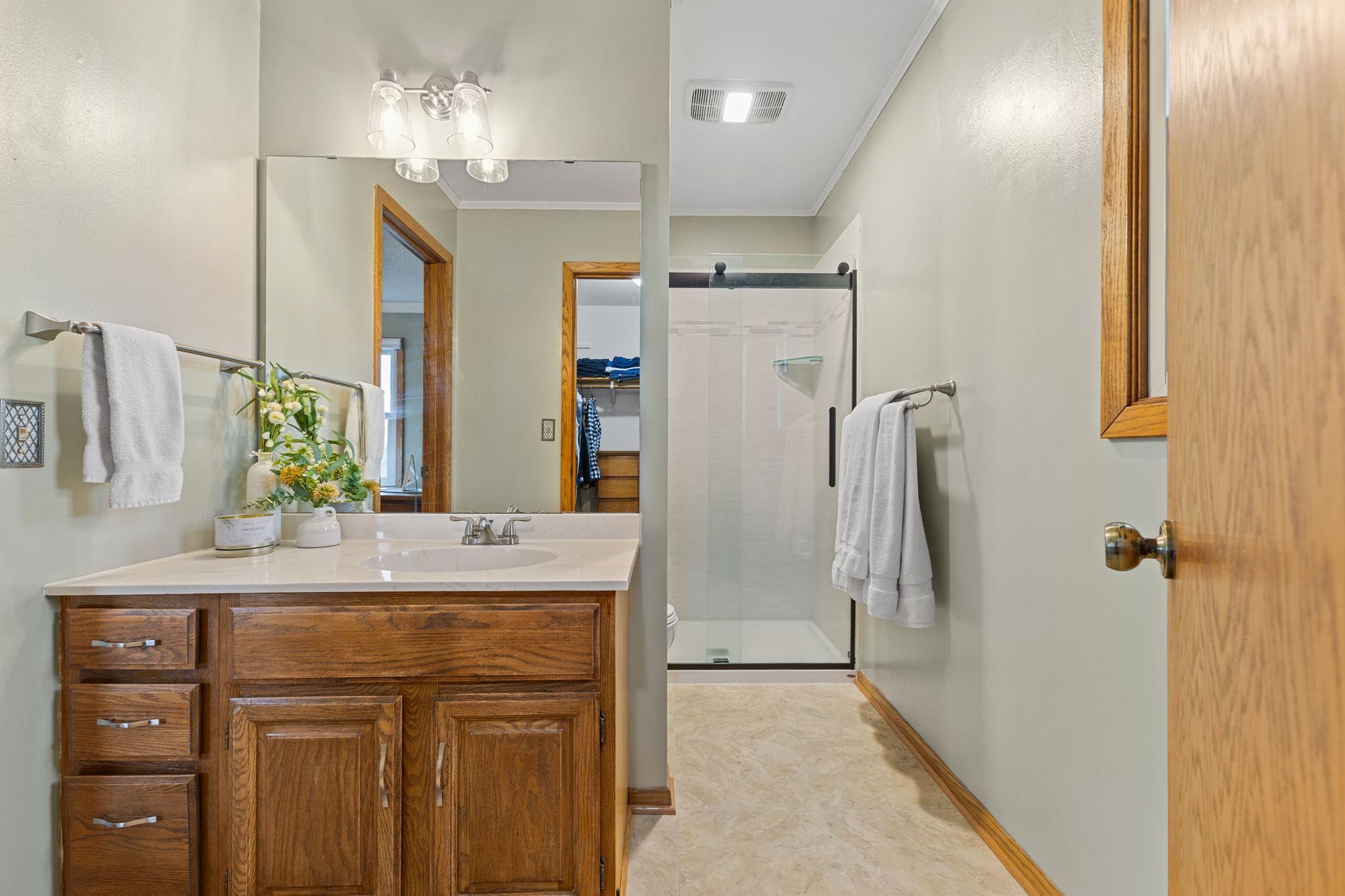 7053 Sherwood Road Woodbury, MN 55125 - Photo 25 of 44 Gallery Image 25