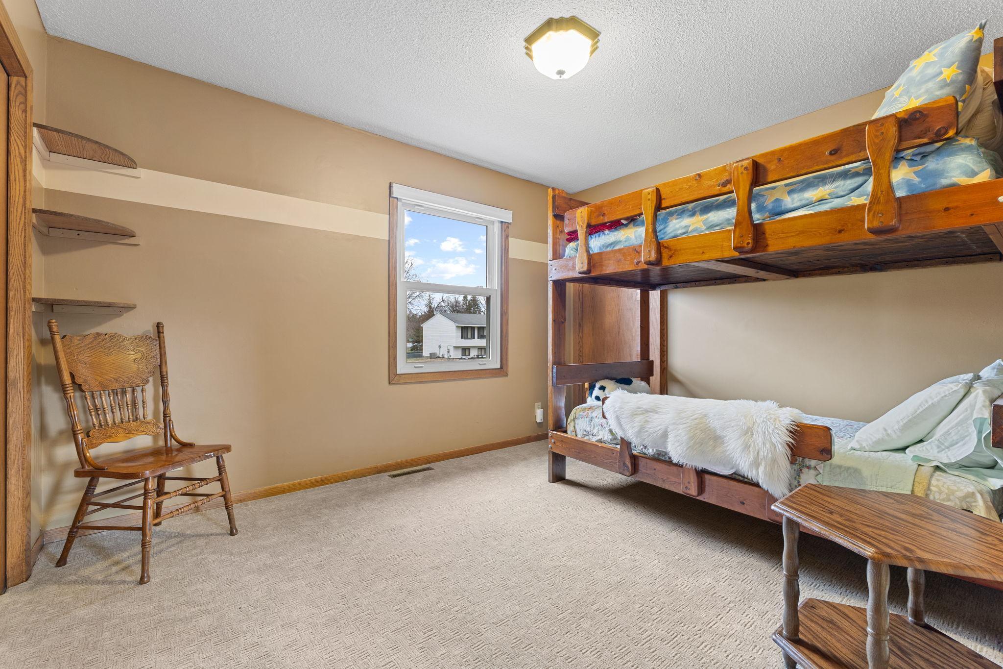 7053 Sherwood Road Woodbury, MN 55125 - Photo 27 of 44 Gallery Image 27