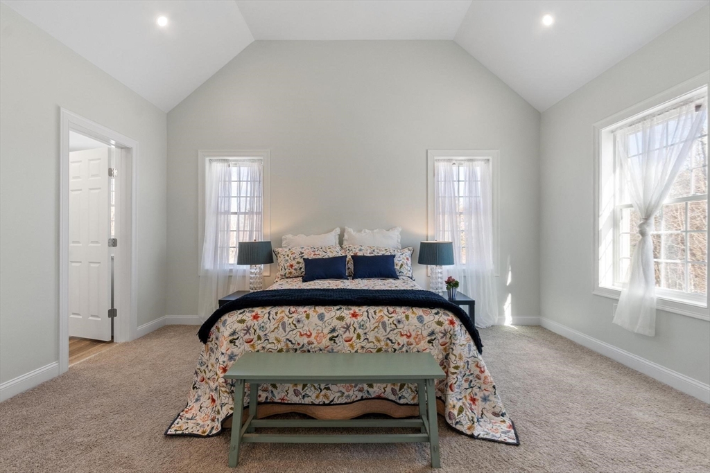 72 A Cottage Lane, Unit LEFT HALF) Templeton, MA 01468 - Photo 17 of 40