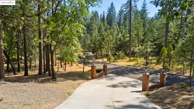 $1,150,000 | 17355 High Grade Lane, Sonora, CA 95370