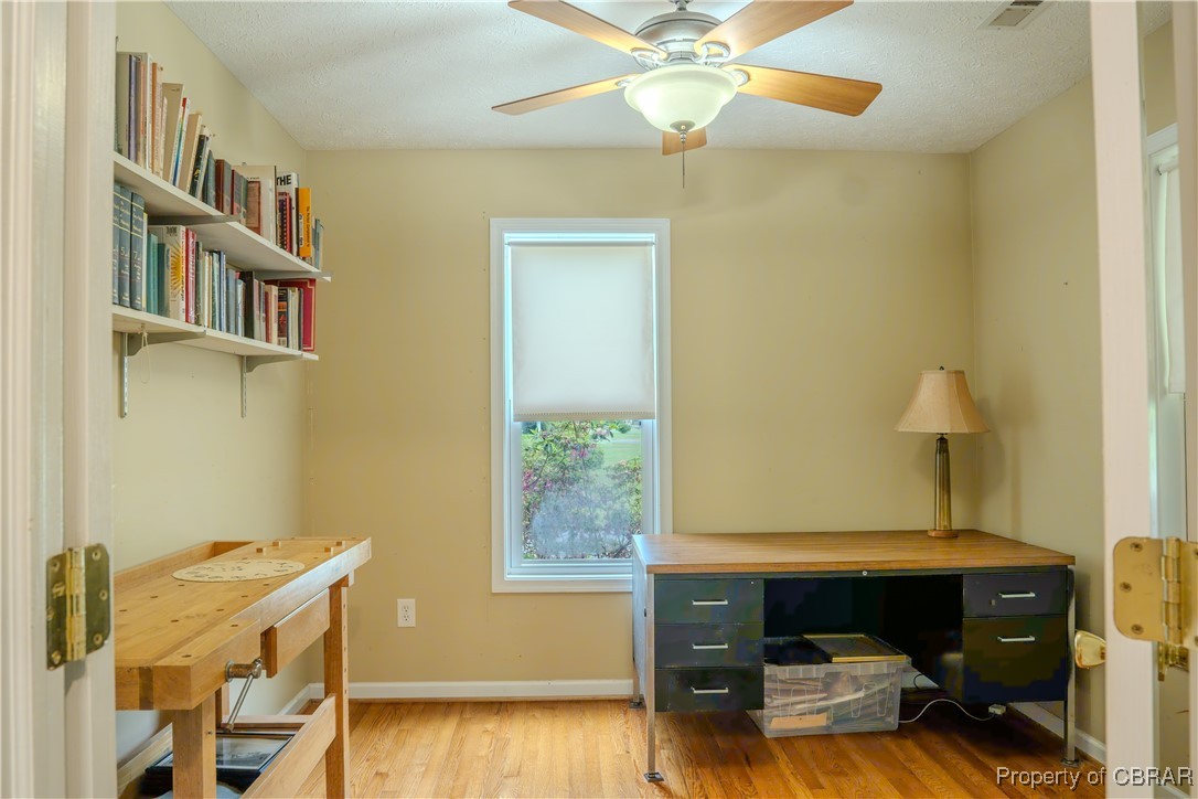 1900 Mark Pine Road Hayes, VA 23072 - Photo 27 of 41