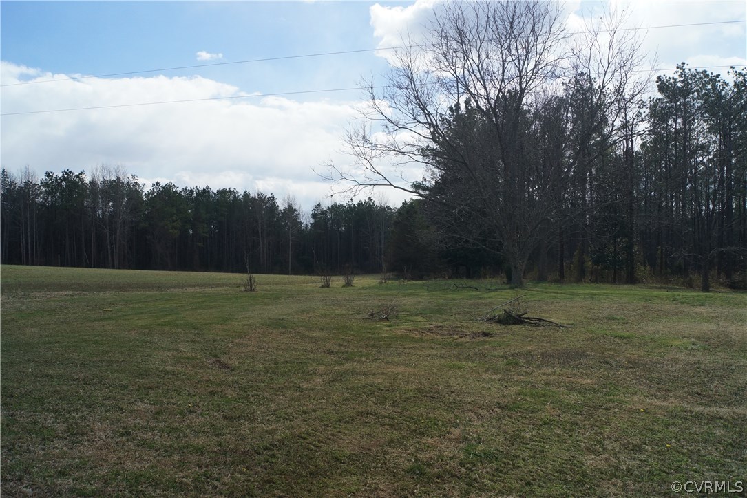 5482 Smokey Road Aylett, VA 23009 - Photo 5 of 33 Gallery Image 5