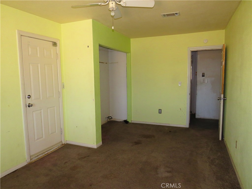 9951 Arrowhead Road Phelan, CA 92371 - Photo 15 of 21 a view of an empty room