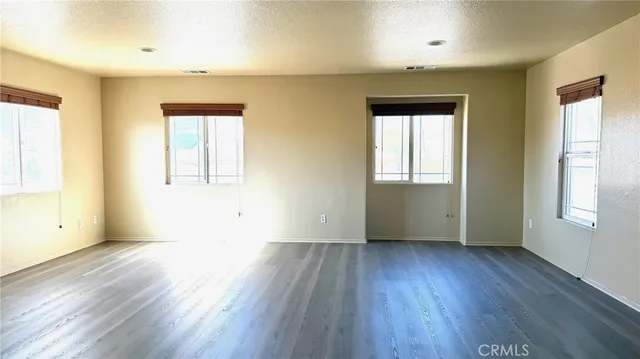 $2,590 | 14741 Coachman Road, Victorville, CA 92394