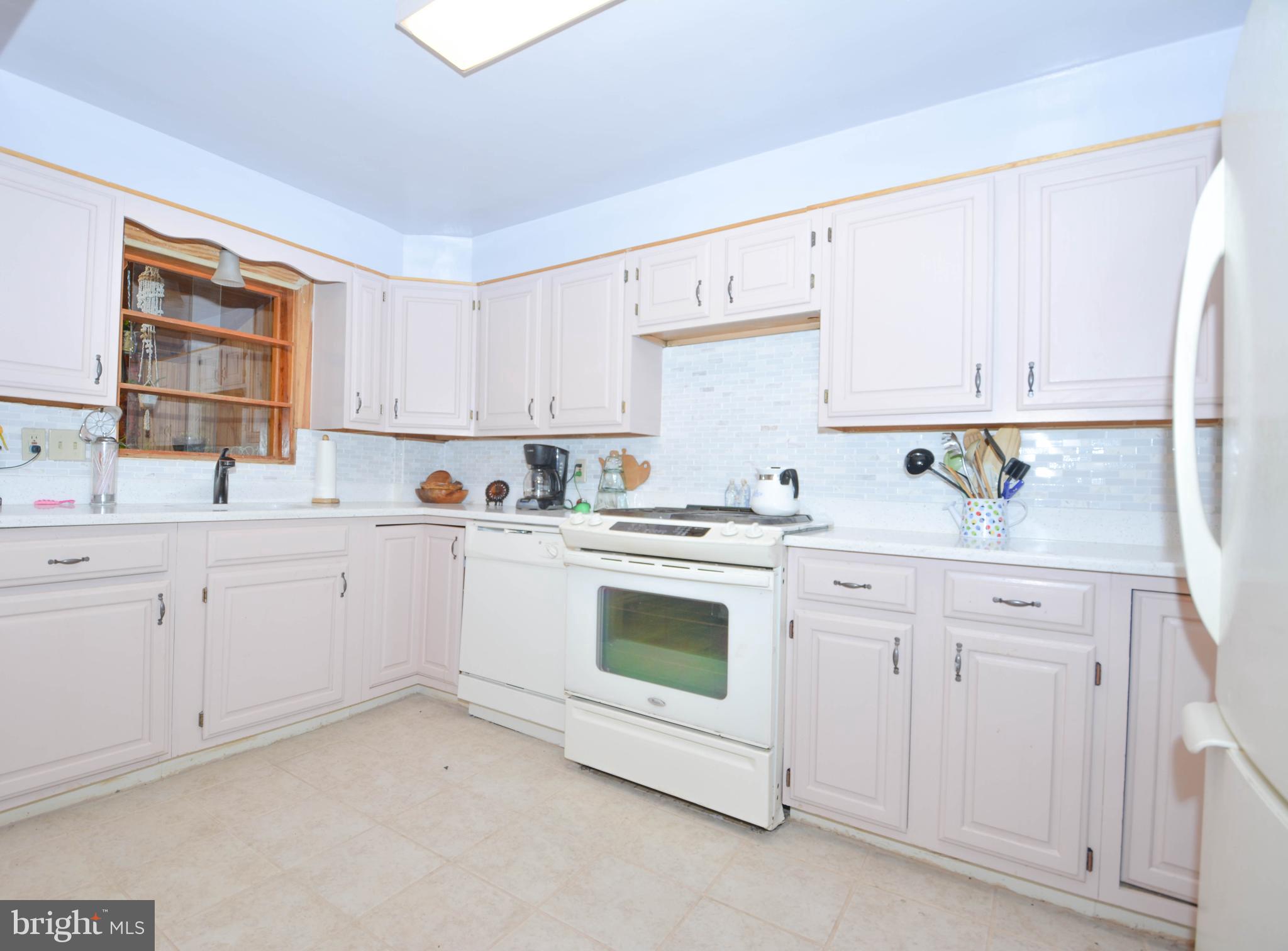 7337 Stratton Way Baltimore, MD 21224 - Photo 9 of 25 Gallery Image 9