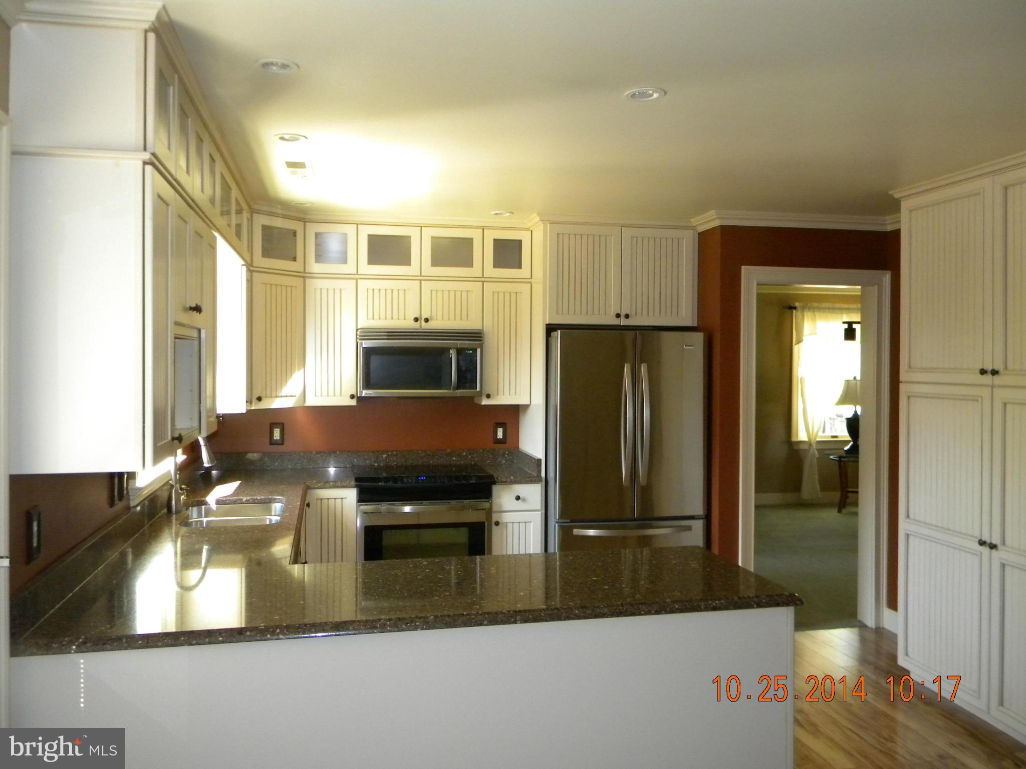 1438 Sussex Road Baltimore, MD 21221 - Photo 4 of 30 Kitchen