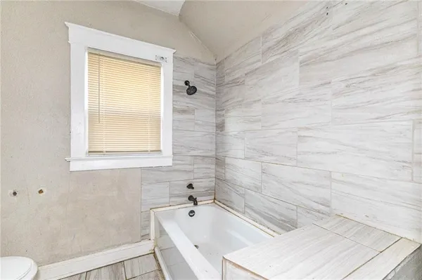 $120,000 | 4003 St John Avenue, Kansas City, MO 64123