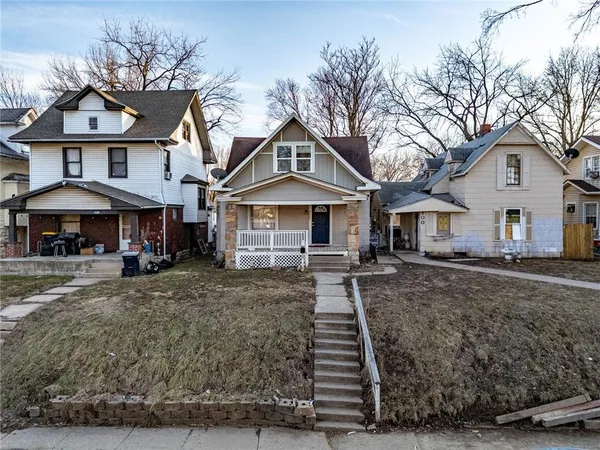 $120,000 | 4003 St John Avenue, Kansas City, MO 64123
