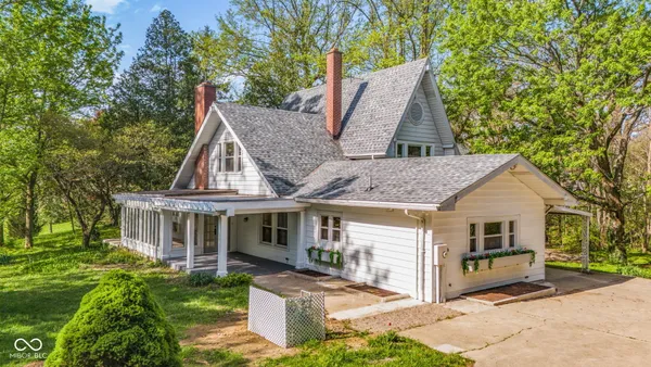 $475,000 | 1207 Van Buskirk Road, Anderson, IN 46011