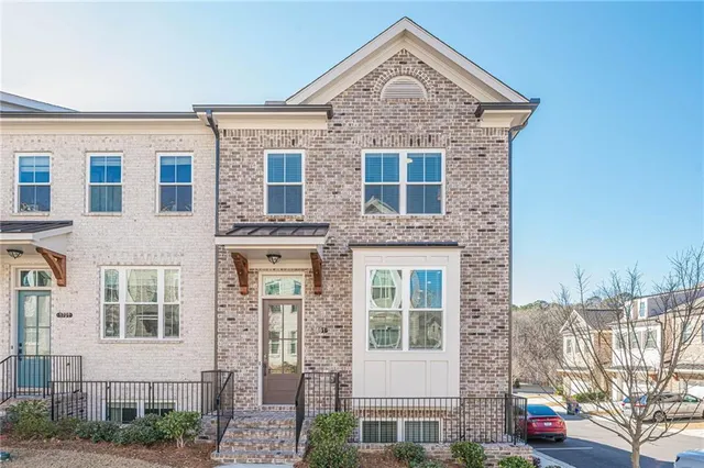 $540,000 | 1691 Wellborn Walk, Suwanee, GA 30024