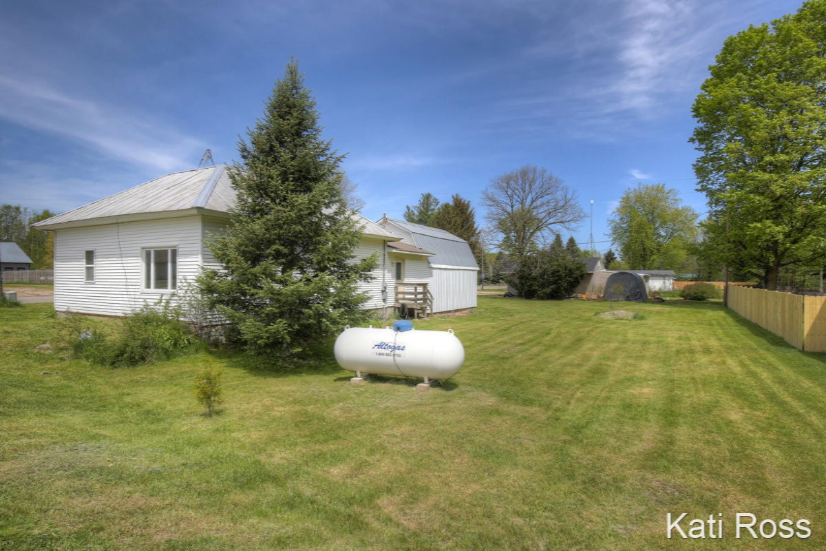 4010 Grow Road Northwest Stanton, MI 48888 - Photo 20 of 22 IMG_4029
